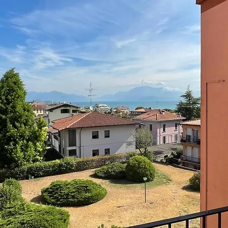 アパート Gardappartamenti La Quiete Lake View *